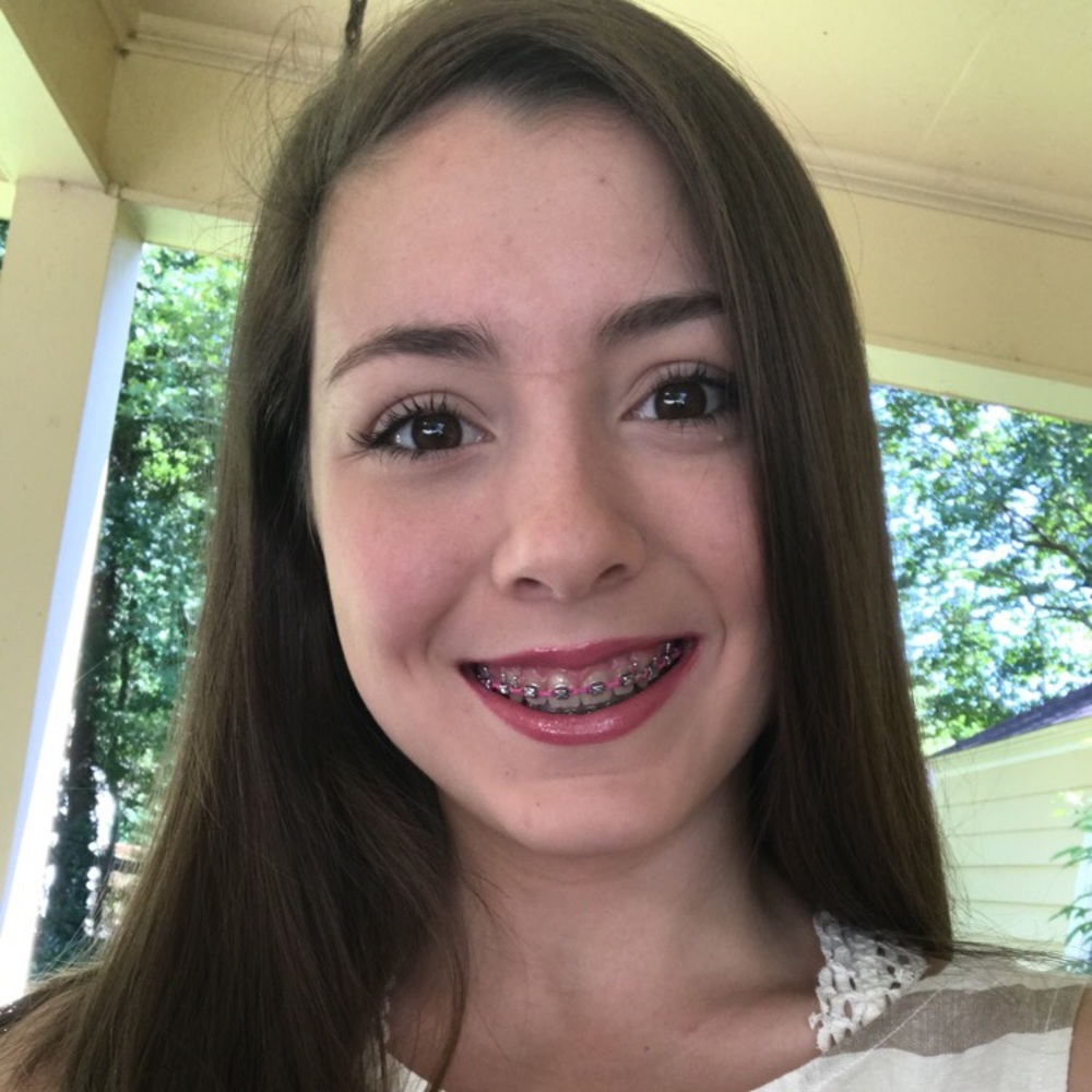 Meet your Posher, Emily